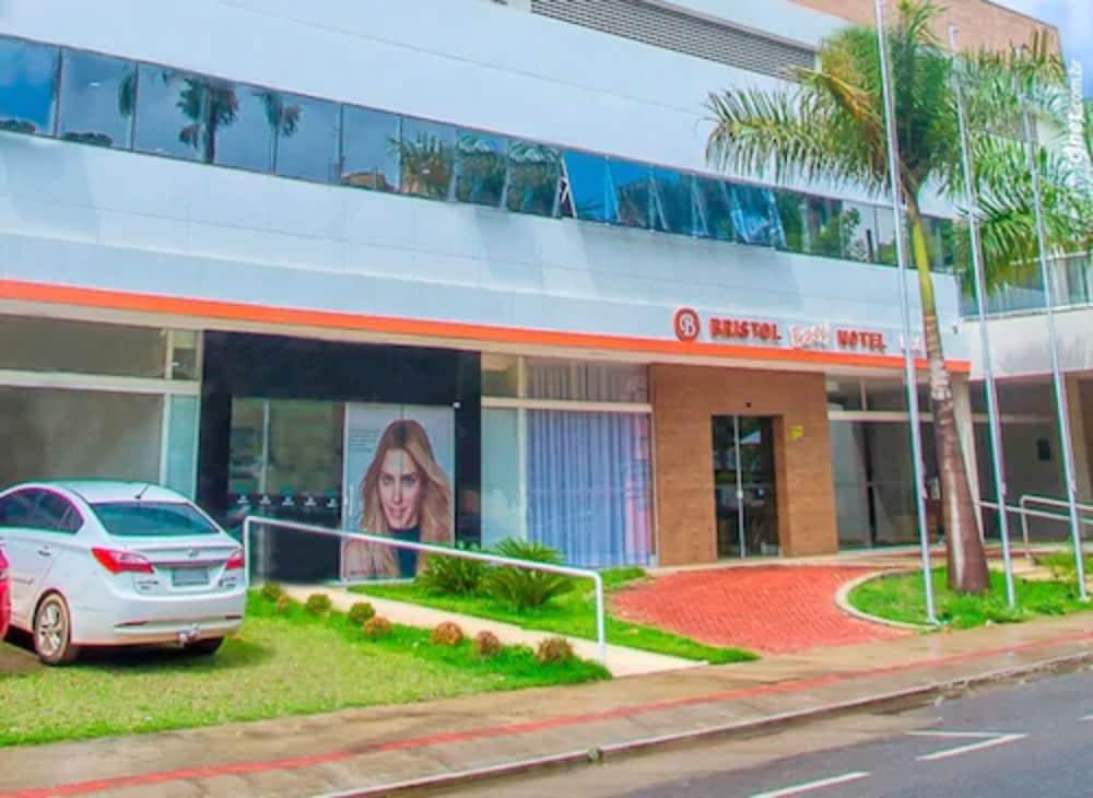 Bristol Easy Uba Hotel Экстерьер фото